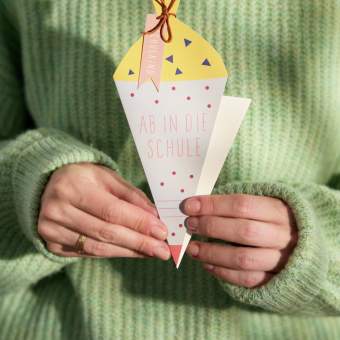 Einschulungskarte "Ab in die Schule. Schulkind" 
